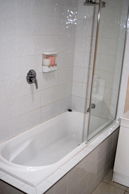 Melton Motor Inn And Apartments Ruang foto